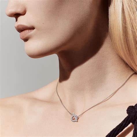 72236133669075 hermes|Finesse pendant .